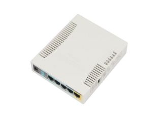 Mikrotik RB951Ui-2HnD brezžični usmerjevalnik z 2.4 GHz WiFi, 5x Ethernet priključki in PoE-out funkcijo