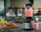 Zmogljiv mešalnik Philips HR3760/00 za pripravo smutijev, juh, omak in namazov iz oreščkov