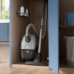 Philips XD2142/12 kompaktno shranjevanje sesalnika